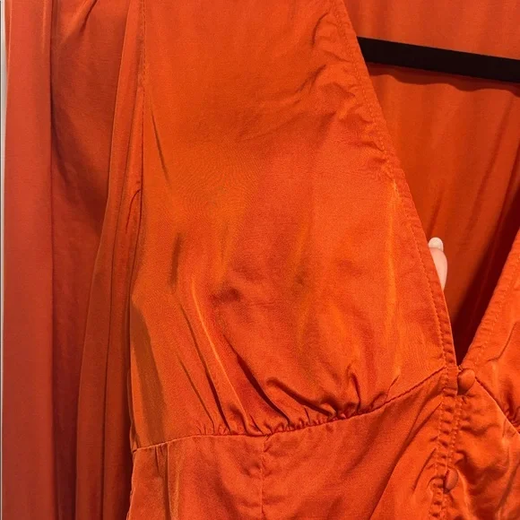 Aritzia Sunday Best Tatiana Blouse. Elegant Orange Satin V-Neck Blouse - Picture 10 of 15